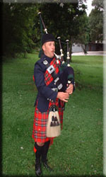 click bagpiper image to enlarge